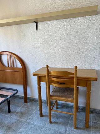 Piso en venta en Parque Victoria Eugenia en Málaga