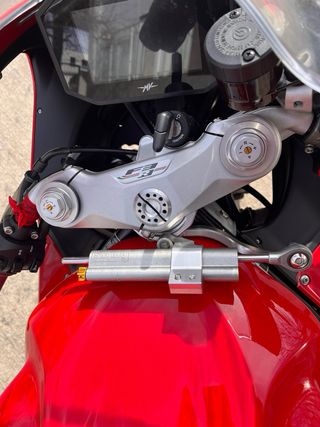 MV Agusta F3R 800cc - Junio 2024 - 5.926km