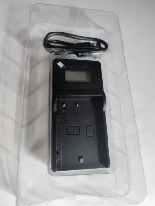 Cargador Jupio LPA0038V2 7.2V-8.4V