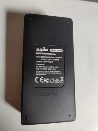 Cargador Jupio LPA0038V2 7.2V-8.4V