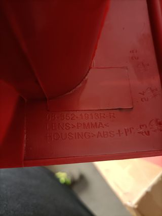 - Depo 2212364 Piloto Trasero, Sin Portalámpara