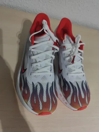 Nike Zoom Fly 6 Talla 40.5