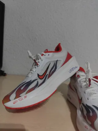 Nike Zoom Fly 6 Talla 40.5