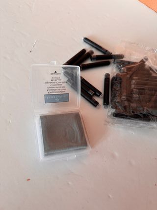 48 Cartuchos de tinta y Borrador de Arte
