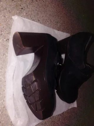 Botines Amici Talla 37 Negros