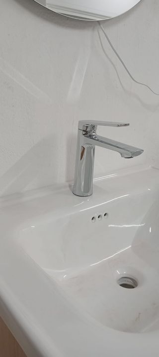 Mueble de baño moderno gris