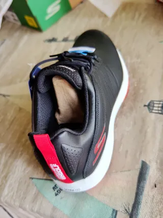 Zapatos de Golf Skechers Talla 44.5 Nuevos