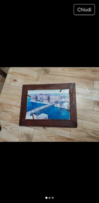 Quadro in legno con immagine di Taranto