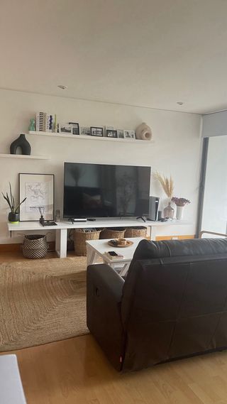 Mueble TV madera robusta (3 metros) con patas