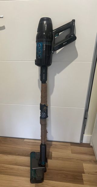 Aspiradora escoba Conga ideal para recambios.