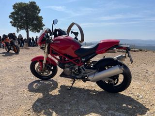 Ducati Monster 620 i.e Roja