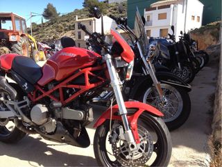 Ducati Monster 620 i.e Roja