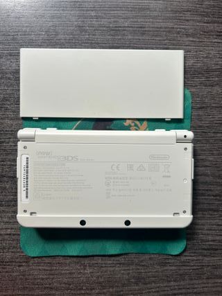 Nintendo New 3DS Blanca + Pokémon Diamante