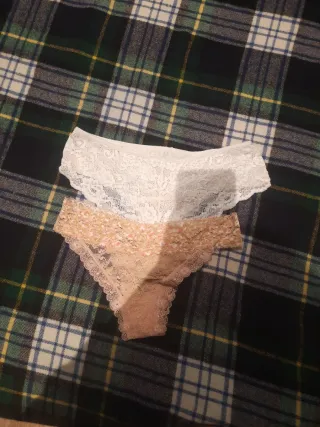 Lote de 2 tangas (blanco, estampado y rosa)