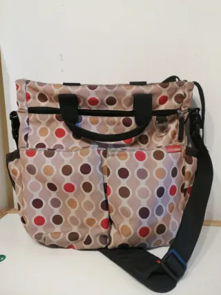 Bolso Skip Hop lunares