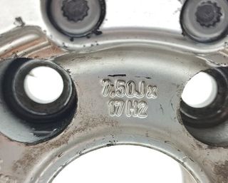 Audi 2427523 4z7601025 llanta a6 avant (4b5) 2.5