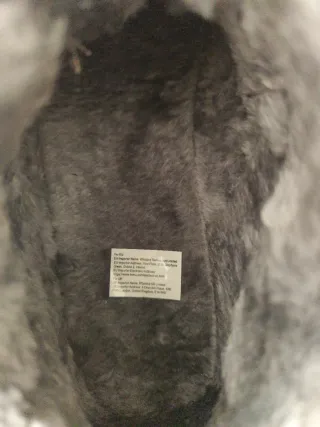 Botas de montaña/nieve grises.