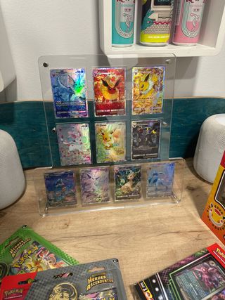 Vitrina expositora cartas Pokémon