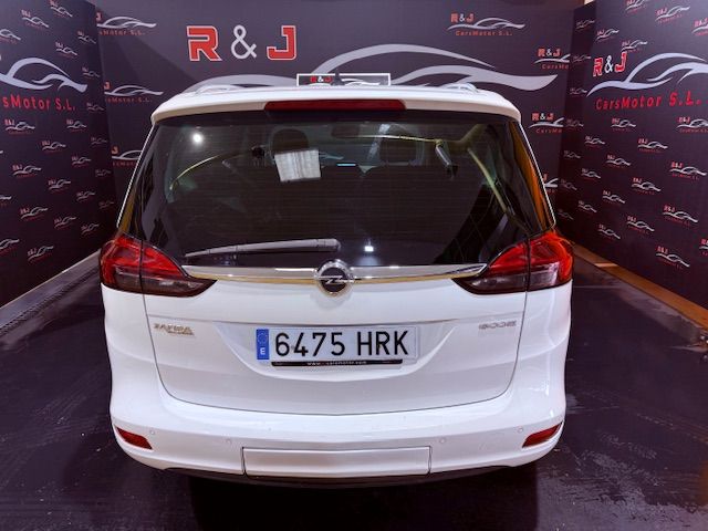 Opel Zafira Tourer 2013