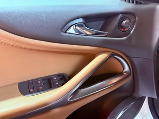 Opel Zafira Tourer 2013