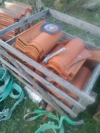 Tejas y materiales de construcción