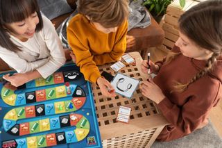 Party & Co. Family - Juego Familiar Multiprueba, J