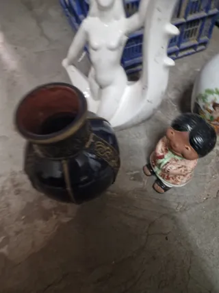 Lote Decoración: Jarrones y Figura