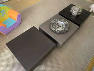 3 Mesitas Auxiliares de Madera Oscura