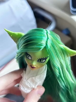 Monster High Greta Gremlin Custom