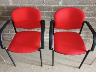 2 Sillas de Oficina Rojas y Negras