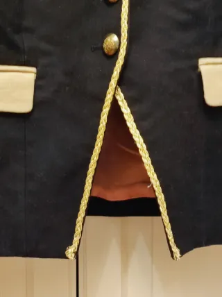 Chaqueta Napoleón Debota & Lomba Negra Dorada