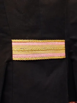 Chaqueta Napoleón Debota & Lomba Negra Dorada