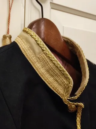 Chaqueta Napoleón Debota & Lomba Negra Dorada