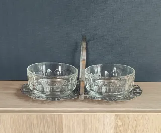 Bandeja metálica con 2 cuencos de cristal