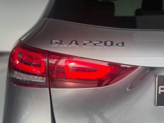 Mercedes-Benz GLA GLA 220 D 4MATIC