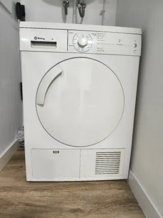 Secadora Balay SC908