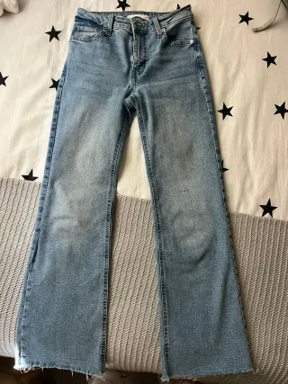 Pantalón campana Mango Talla XS