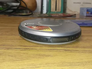 SONY D-EJ011 CD WALKMAN