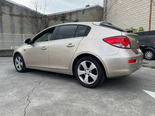 Chevrolet Cruze 2012
