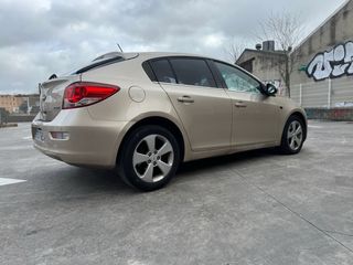 Chevrolet Cruze 2012
