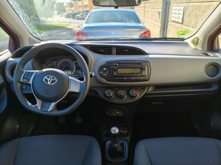 TOYOTA Yaris 70 CITY (2015)