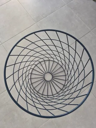 Mesa auxiliar redonda metal y madera