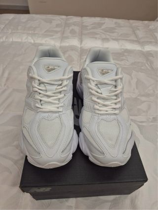 New Balance 9060 Bianche