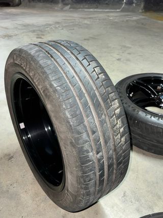 Llantas BMW Negras con neumaticos 225/50R18 y TPMS