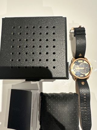 Reloj Diesel Original Negro/Dorado