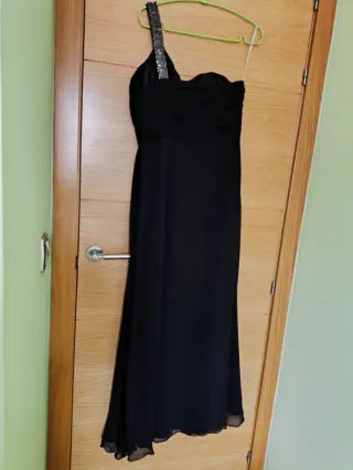 Vestido de fiesta azul marino asimétrico con chal