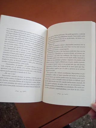 La niña que recorrió Tierra Fantástica...