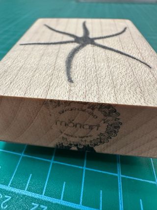 Sellos de madera: barco, estrella y letra M