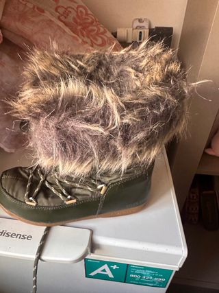 Moon Boot Stivali Verdi con Pelliccia