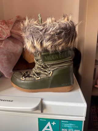 Moon Boot Stivali Verdi con Pelliccia